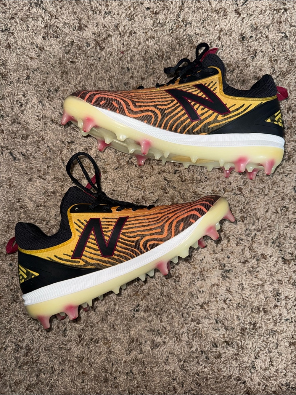 New Balance Yellow & Orange Patterned Soccer Cleats 9.5